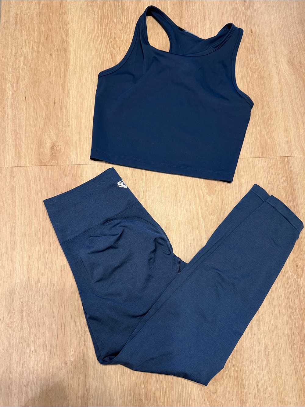 Women’s Best Navy Activewear Set - Crop Tank and Leggings